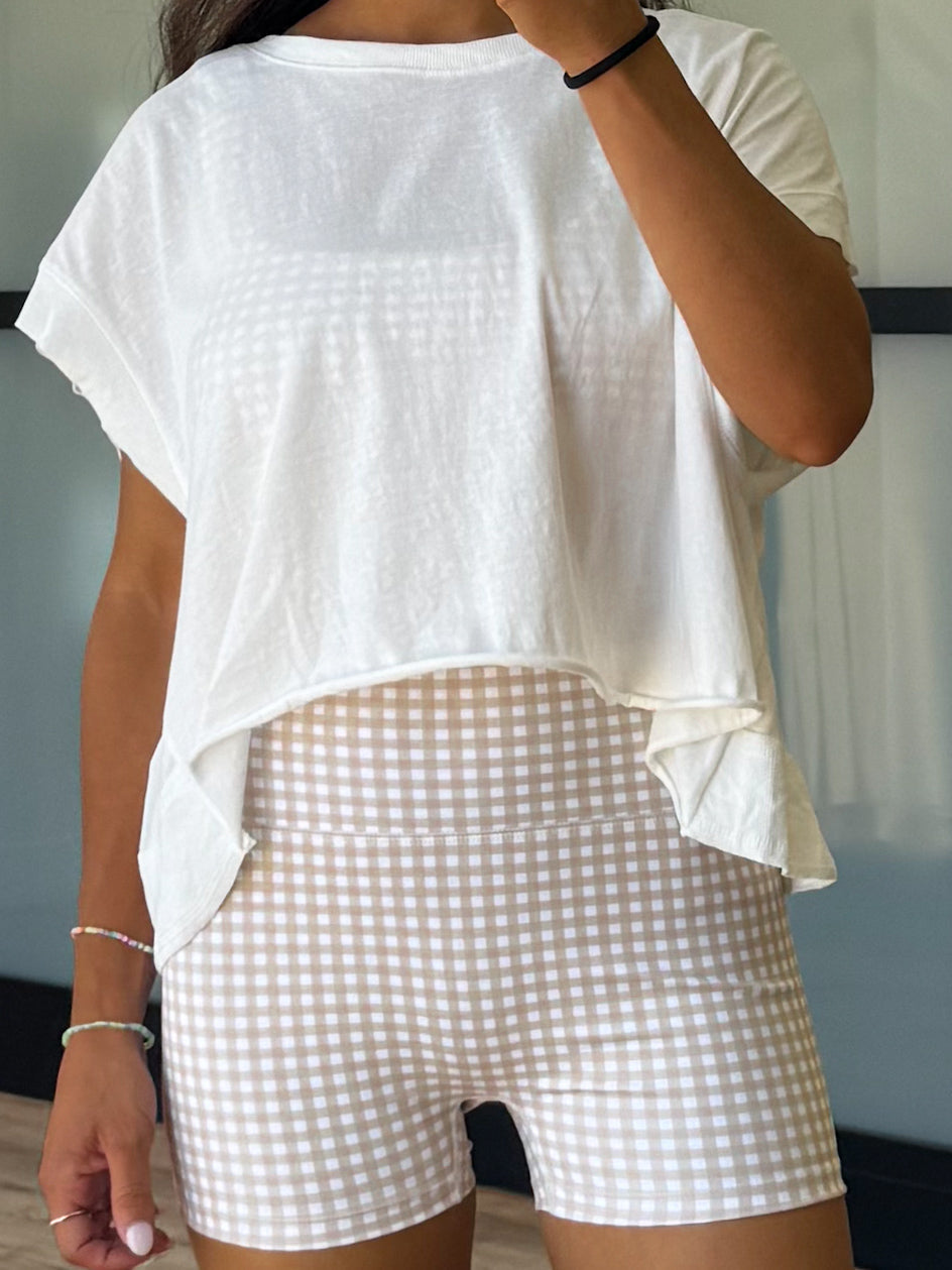Check Point Active Short | Beige Gingham