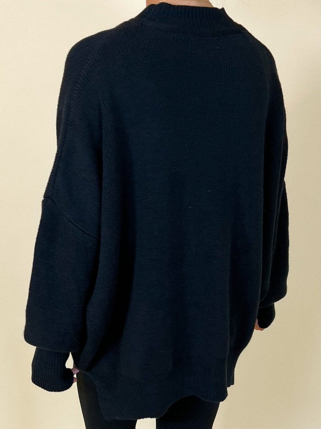 Bookclub Oversized Sweater | Black | +Plus Available | RESTOCK