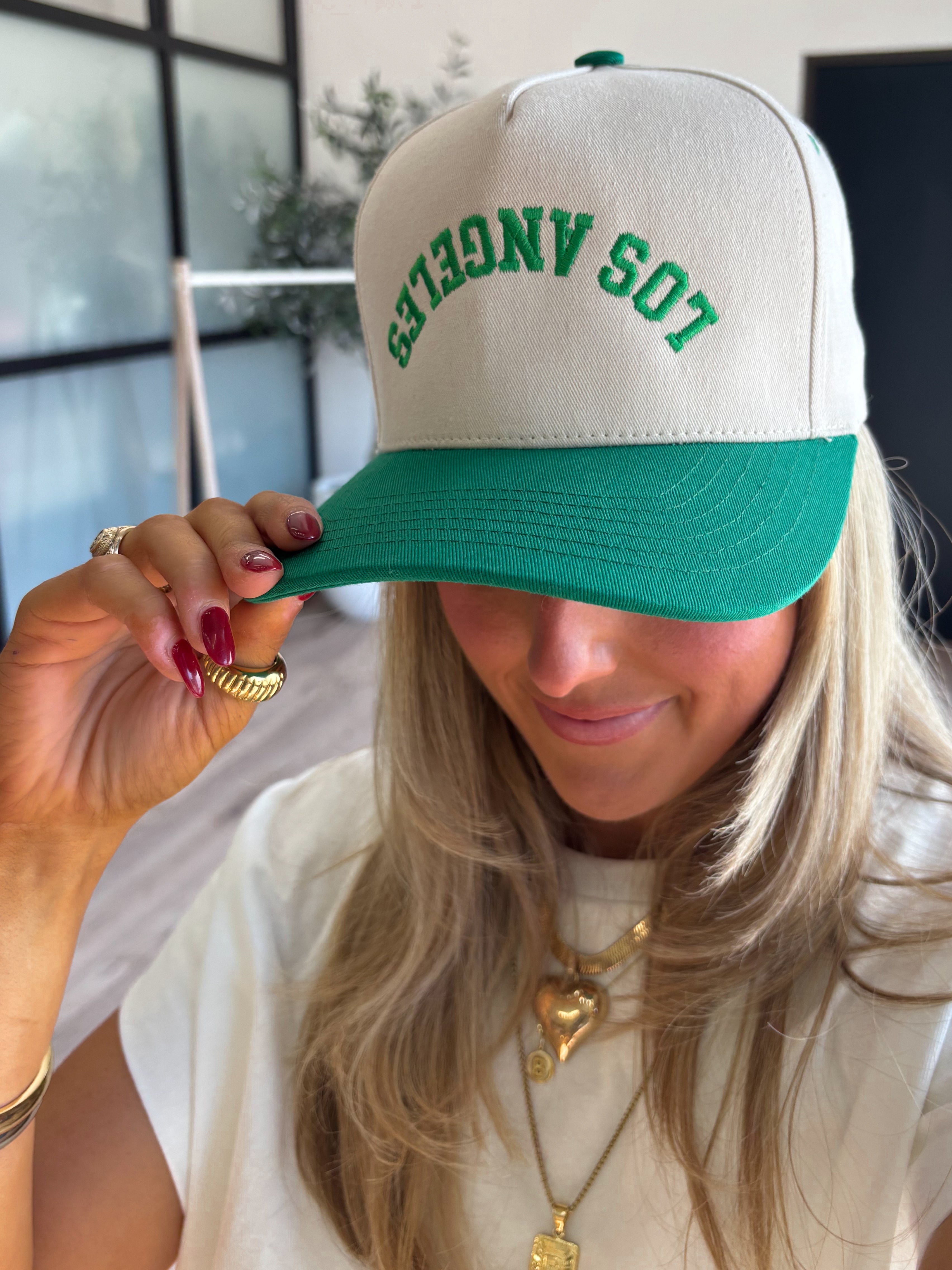 Los Angeles Vintage Trucker Hat | 2 Colors Available