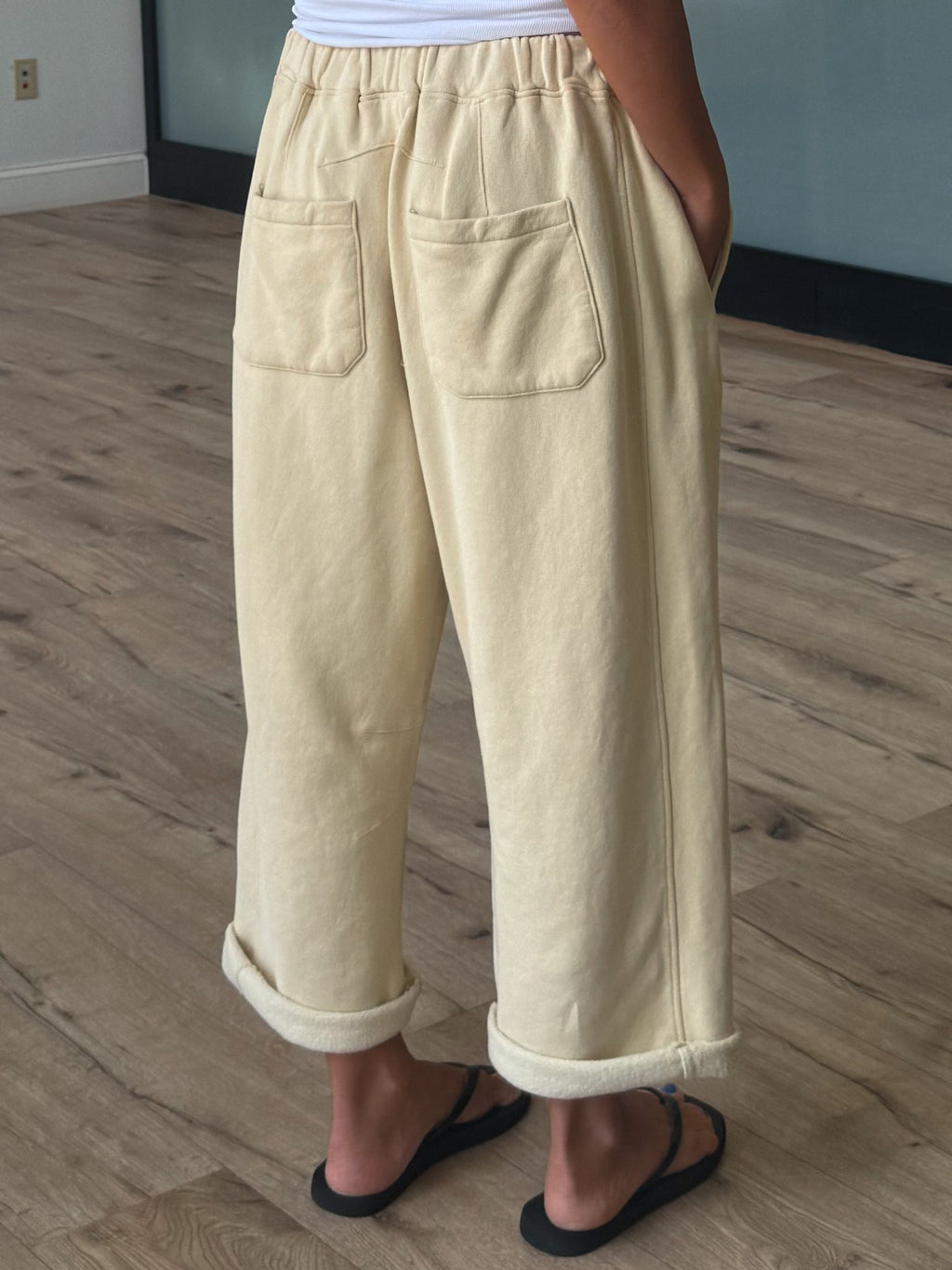 Serene Barrel Lounge Pants | Sand