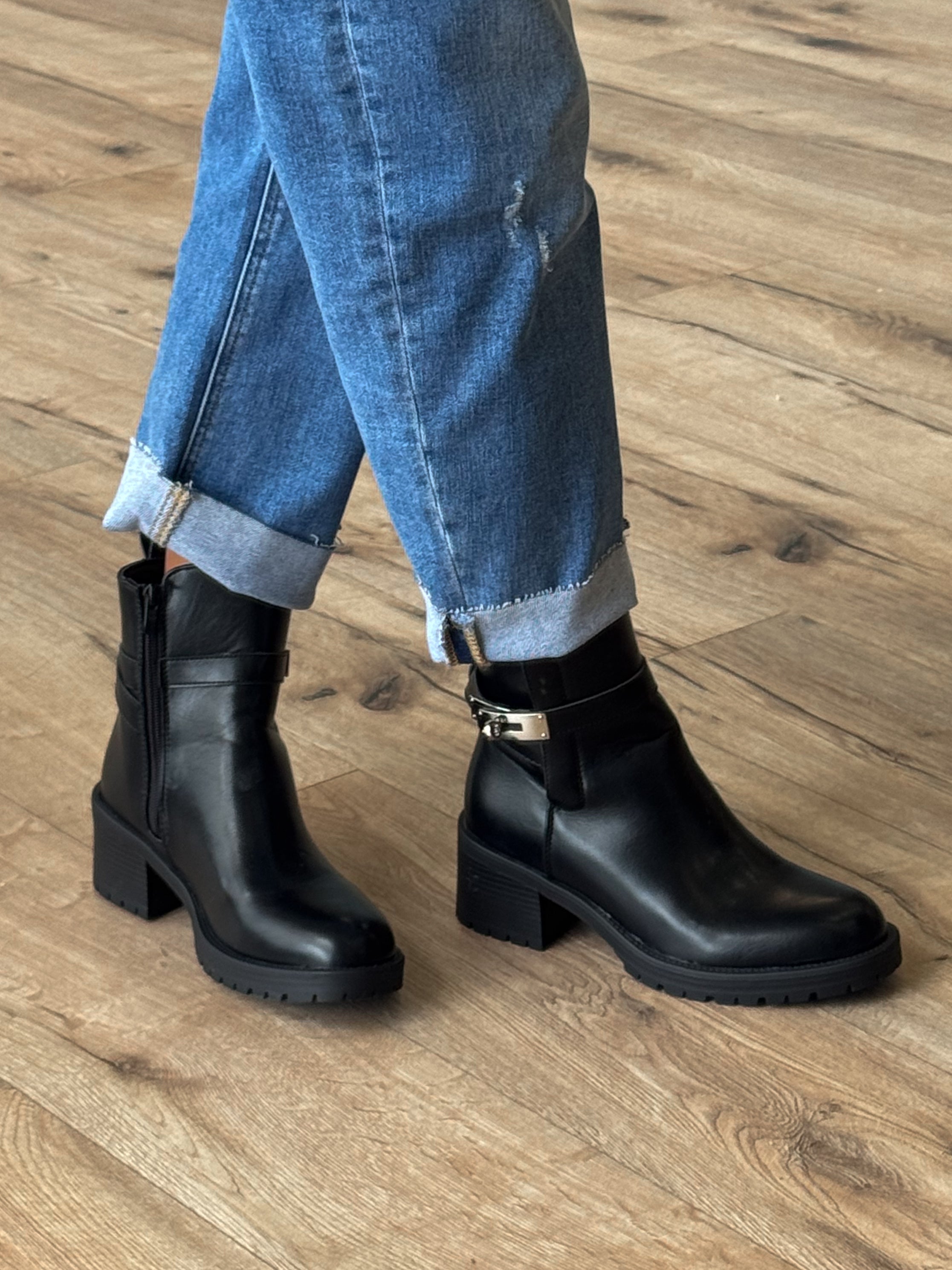 Pierre Ankle Boot | Black