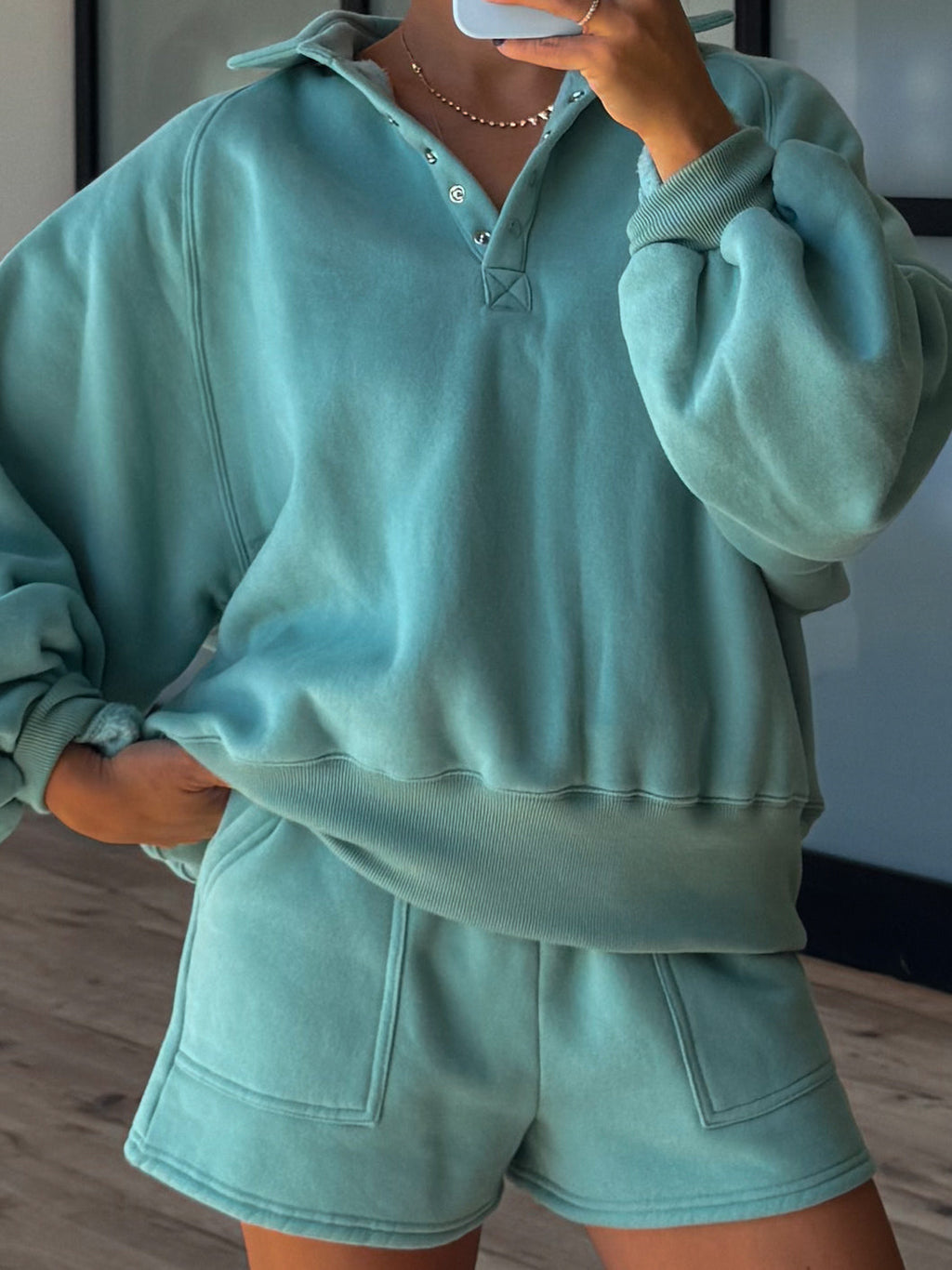 The Vintage Snap Crew | Sage