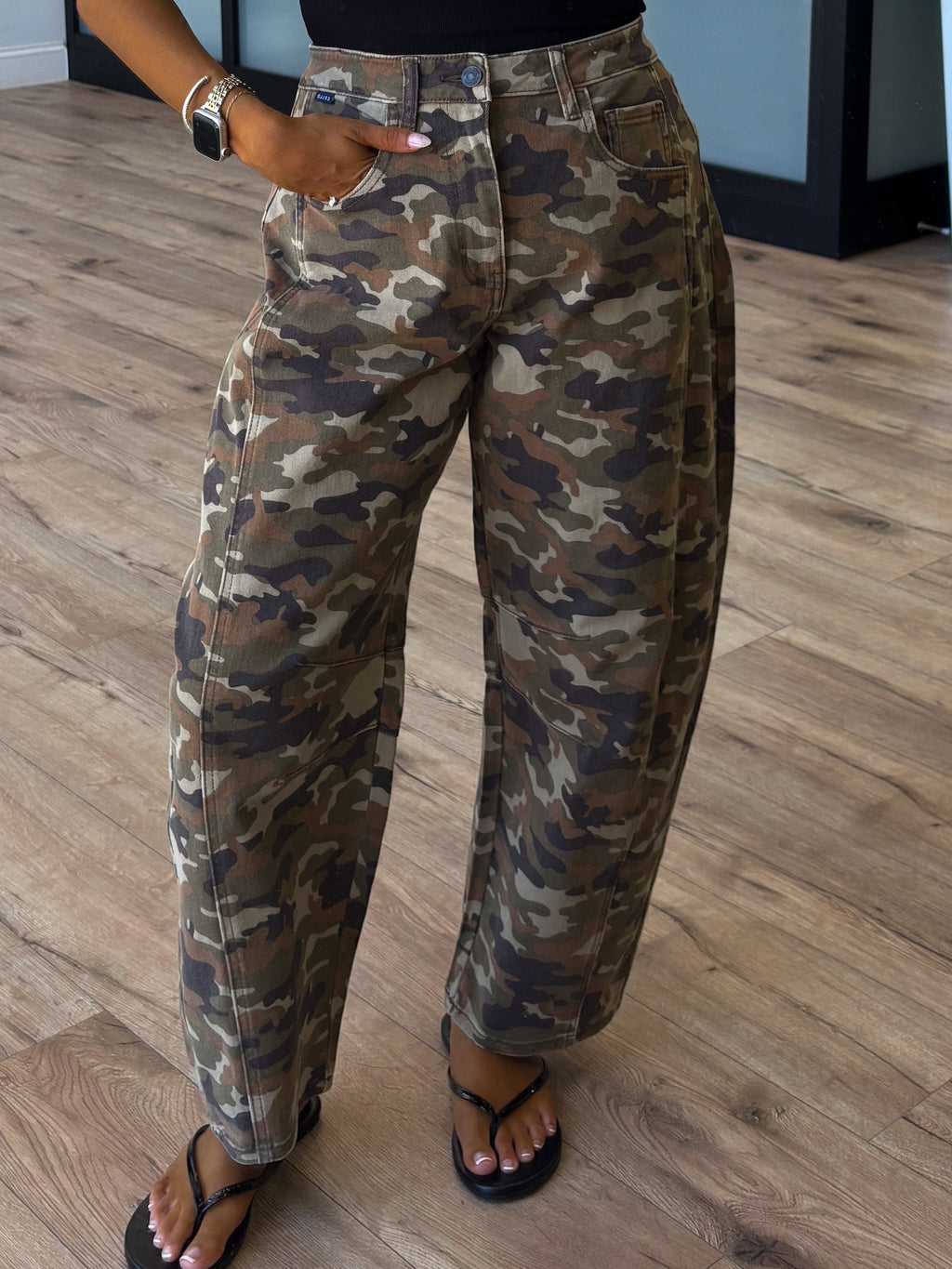 Out Of Sight Camo Barrel Jeans