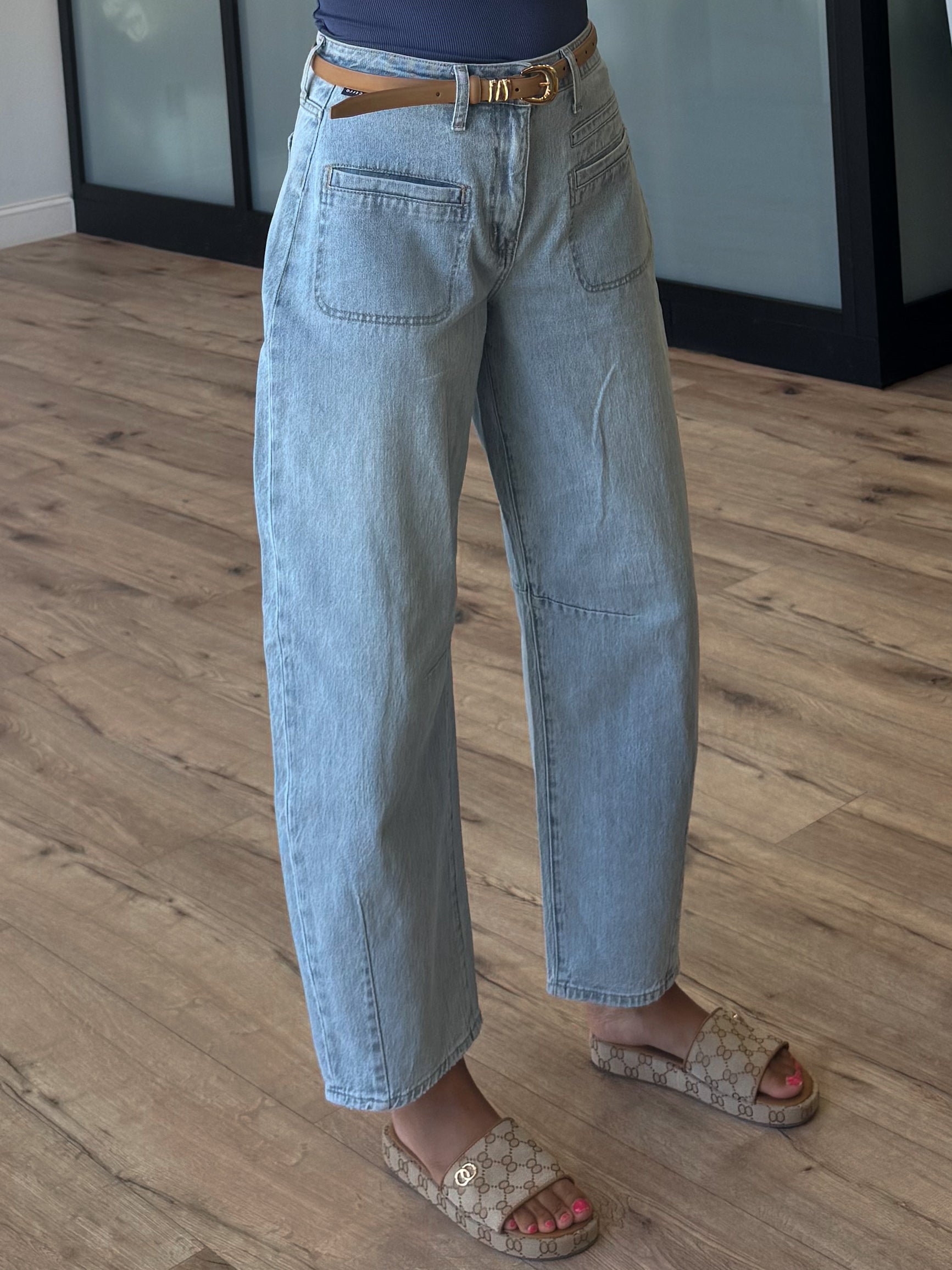Sway Baggy Barrel Jeans