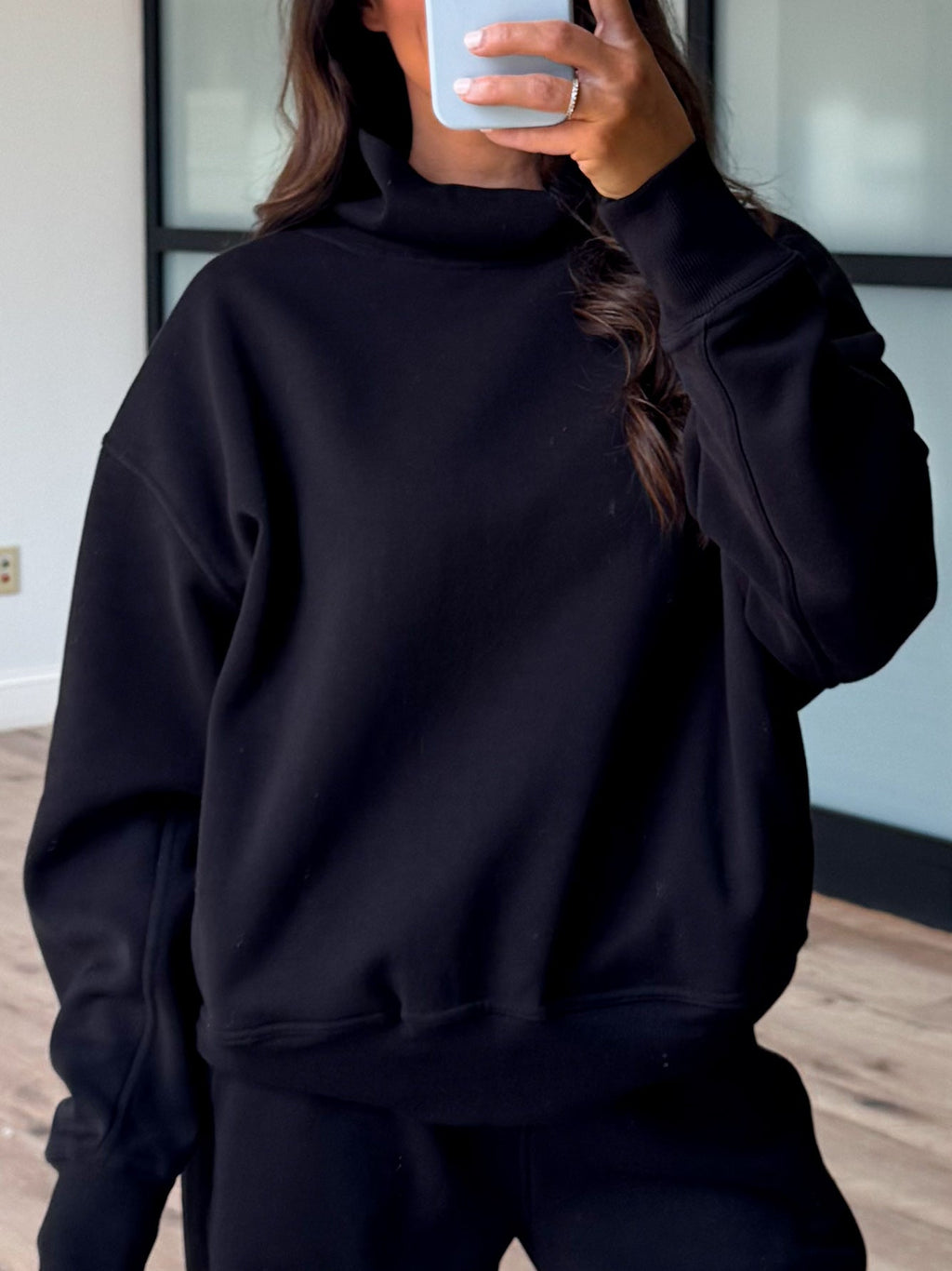 Ivyline Mock Neck Pullover | Black